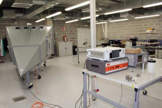 Equipamiento para ensayos de compatibilidad electromagnética (EMC)