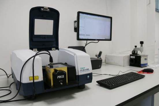 FT/IR-4700LE Fourier Transform Infrared Spectroscopy